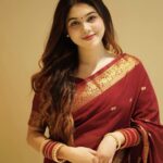 Maroon Premium Saree And Blouse - Full Set - Image 3